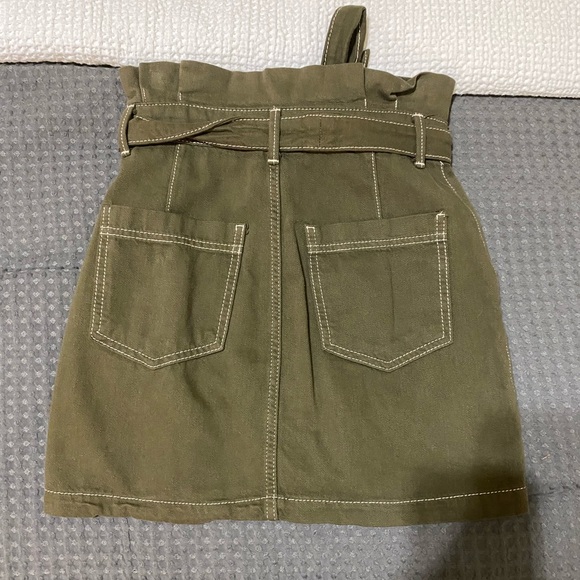 Free People olive green cargo mini skirt - Picture 2 of 3